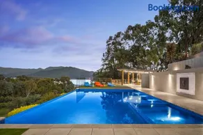 Mountain Bay Summer Escape - Image 5