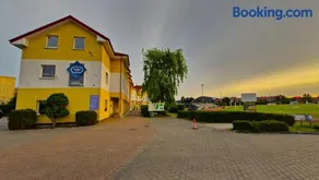 Hotelik MOSiR Reda - Image 2