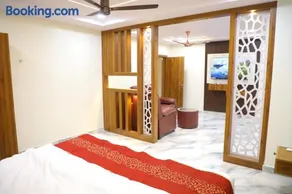 Hotel PR Royal - Image 2