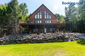 The Tourmaline Luxury Retreat Near Sunday River - Image 1