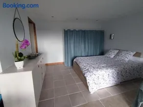Le Clos de Bourdeilles Studio - Image 3
