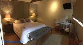 Hill Farm Bed and Breakfast - Image 1