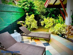 Leibe Lake Holiday Villa - Image 2