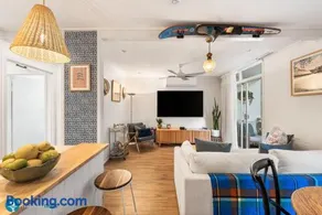 Absolute Broadwater Escape - Image 3