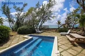 Stunning Views Oceanfront Oasis with Private Pool - Inch by Inch - Image 1