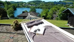 Seeblick-Ferienwohnung "Agger-Blick 1" mit großer Terrasse, kostenlosen E-Bikes, Sauna & Kajak - Image 3