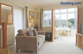 1 Bed in Frostenden oc-phc - Image 2