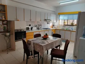 Shared Top 1st floor villa - Image 5