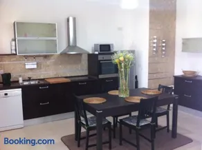Genista Apartment - Image 5