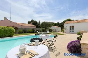 Le Clos De La Combe - Image 2