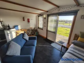 Butterfly Cabin - Image 5
