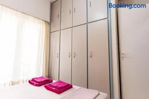 Alimos Apartment - Image 4