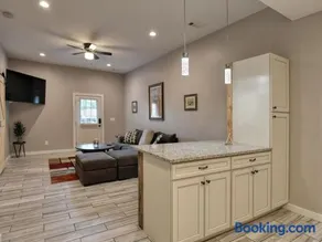 734 East Broadway, Unit 101A - Image 3