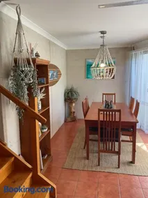 Red Emperor a trendy, modern townhouse in the heart of Esperance - Image 3