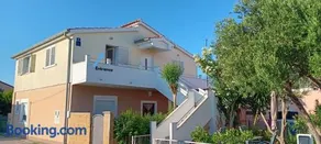 Adriatic Rose Apartment - Image 2