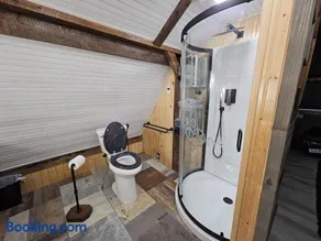 Cozy studio 1-bed country apartment cabin condo in Oak Harbor with AC - Image 4