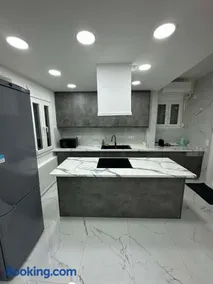 Urban Princess Modern 2BR Nikaia near Piraeus Port - Image 1
