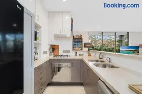 Spacious 2-bedroom apartment in Waterloo - Image 3