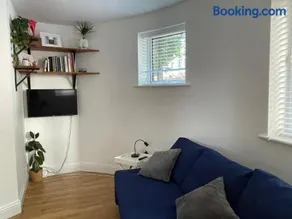 Excellently located modern 2 bed in the heart of the Liberties in Dublin - Image 1