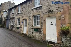 Anne Cottage, Bakewell, in the Peak District - Image 1