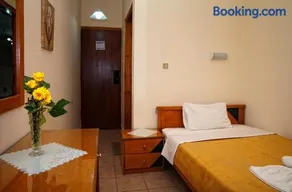 Nicolas Hotel - Image 3