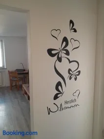 Willkommen in Weisenheim am Sand - Image 2