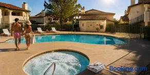 Summerlin Vegas Pool Condo w/ Hot Tub & Games - Image 1