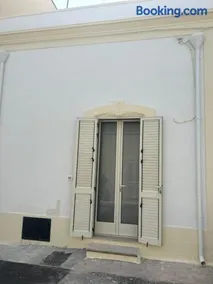 stellahouse - Image 1
