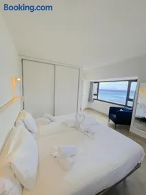 Apartamentos Arrecife Playa - Image 1