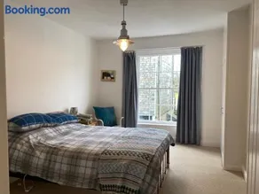 Clarendon House - Image 4
