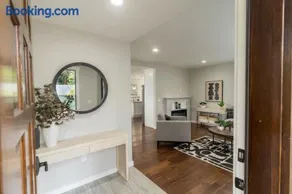 Room with 2 Twin Beds in Tacoma - Image 1