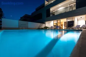Villa Adria View Exklusive Villa am Meer mit Pool und BBQ für 8 Personen - Image 2
