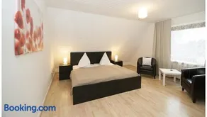 Picklapp Apartments - Image 5