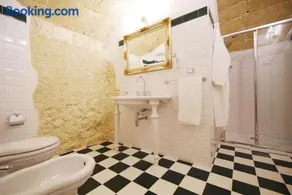 Le scuderie di Villa Ravenna Luxury House - Image 5
