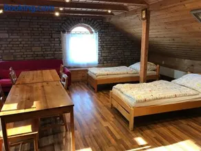 Cifrapince és Vendégház - Image 2