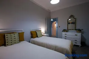 Carvalhos House - Image 2