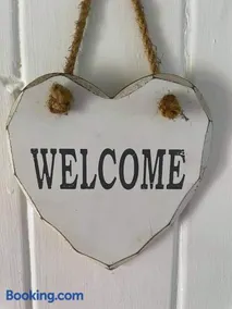 Dream Cottage - Image 4