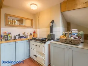 Bearwood Cottage - Image 4