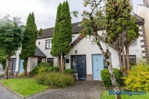 Tully's Home, Tulfarris Village, Wicklow - Image 3