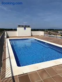 Prime holiday apartment - Image 2