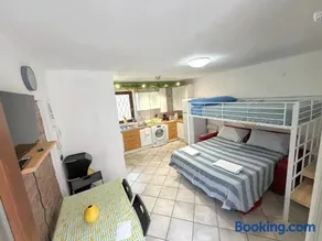 Lemon House - Image 2