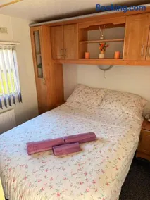 Browns caravan rentals, ingoldmells 4 berth caravan silver beach - Image 2