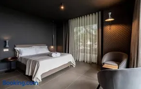 Etnèra Hotel - Image 1