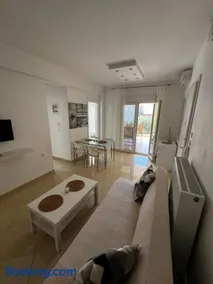 Dimi Apartments - Image 2