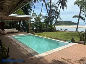 3BR Koh Phangan Beach Front Luxury Villa - Image 3