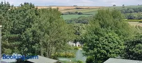 Lake view - Image 1
