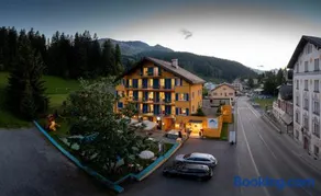 Hostel by Grischalodge - Image 2