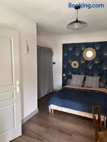 Petite chambre indépendante, parking - Image 1