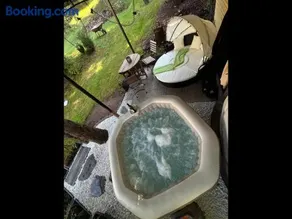 gemütliche rustikale Wohnung mit Kamin und optionalem Whirlpool - Image 4