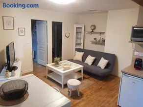 Logement à Brive, près du centre-ville et de la gare - Climatisation, fibre internet et stationnement gratuit - Image 3